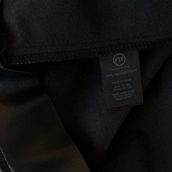 Fashion to Figure Faux Leather Ruched Skirt - Size: 4 - NWT - Picture 8 of 8